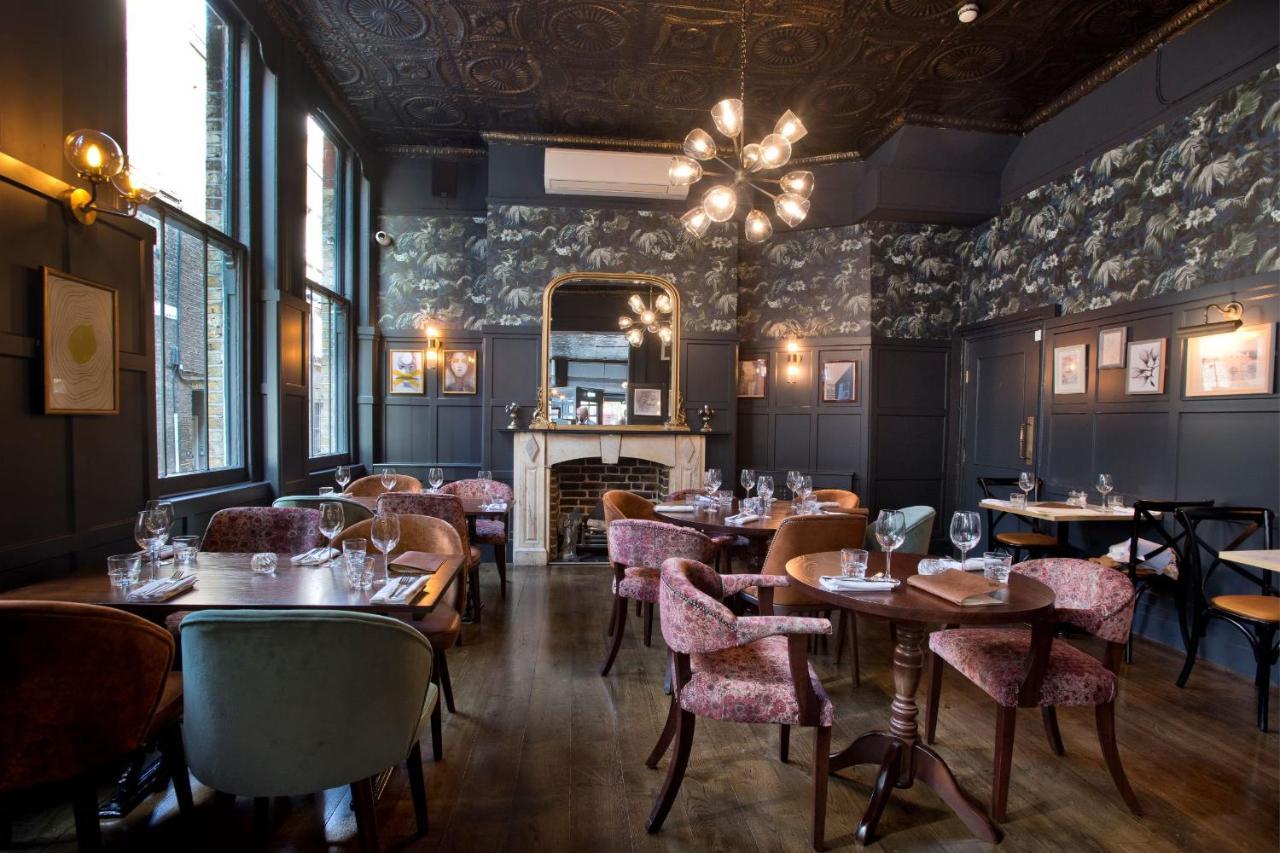The Clerk & Well Pub And Rooms Londen Buitenkant foto